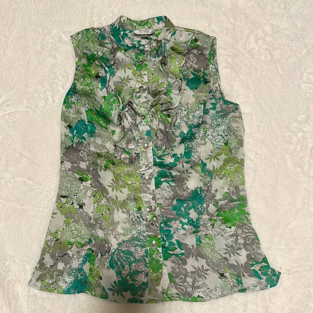 Tahari XS sleeveless shell